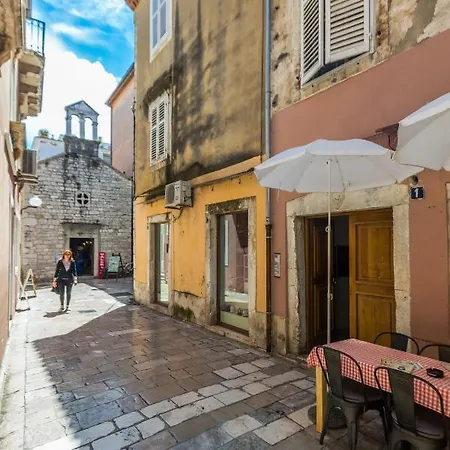 Luce Mala One Bedroom *